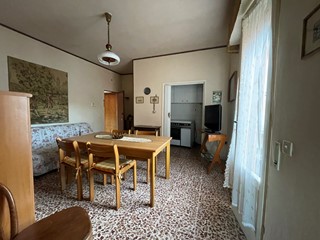 Trilocale in Vendita a Cecina, 200'000&euro;, 75 m², con Box