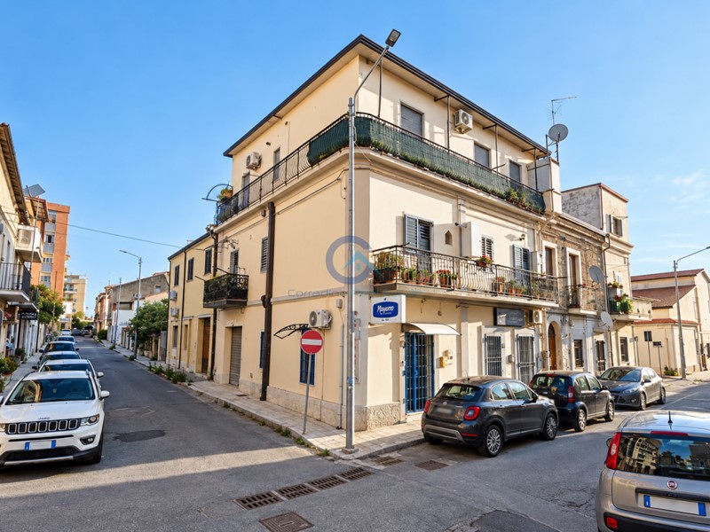 Quadrilocale in Vendita a Catanzaro, zona Santa Maria, 140'000&euro;, 136 m²