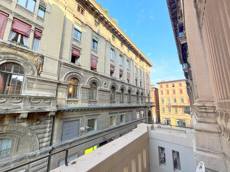 Bilocale in Affitto a Bologna, zona Centro, 1'250&euro;, 51 m², arredato
