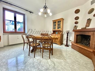 Appartamento in Vendita a Rosignano Marittimo, 138'000&euro;, 80 m²