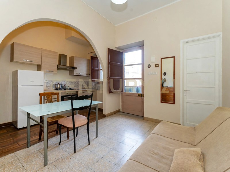 Appartamento in Vendita a Catania, 48'000&euro;, 50 m²