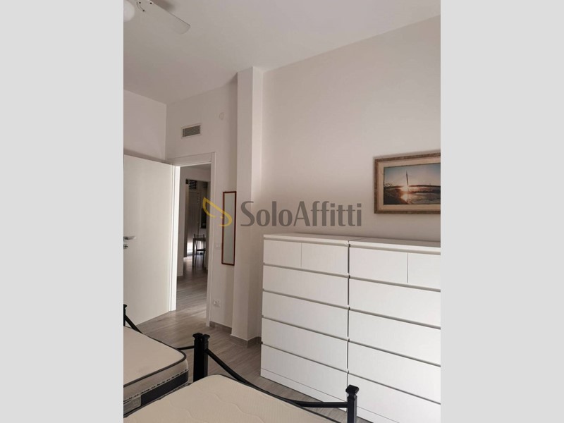 Quadrilocale in Affitto a Pescara, zona Via Nicola Fabrizi, 900&euro;, 101 m², arredato