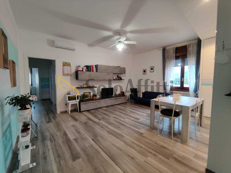 Trilocale in Affitto a Brescia, 900&euro;, 75 m², arredato