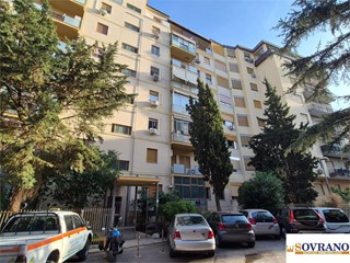 Appartamento in Vendita a Palermo, 365'000&euro;, 148 m²