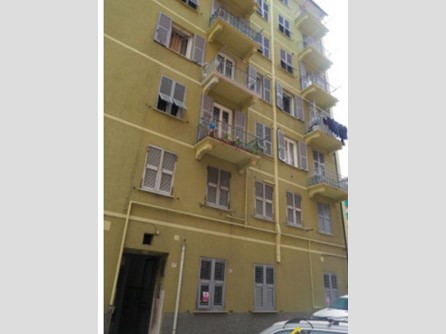 Quadrilocale in Vendita a Genova, 23'893&euro;, 74 m²