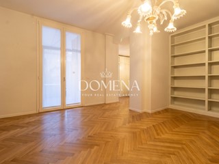 Appartamento in Vendita a Siena, 530'000&euro;, 119 m², arredato