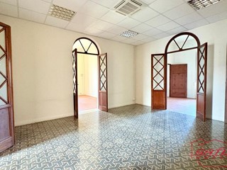 Appartamento in Vendita a Lucca, zona San Concordio Contrada, 420'000&euro;, 160 m²