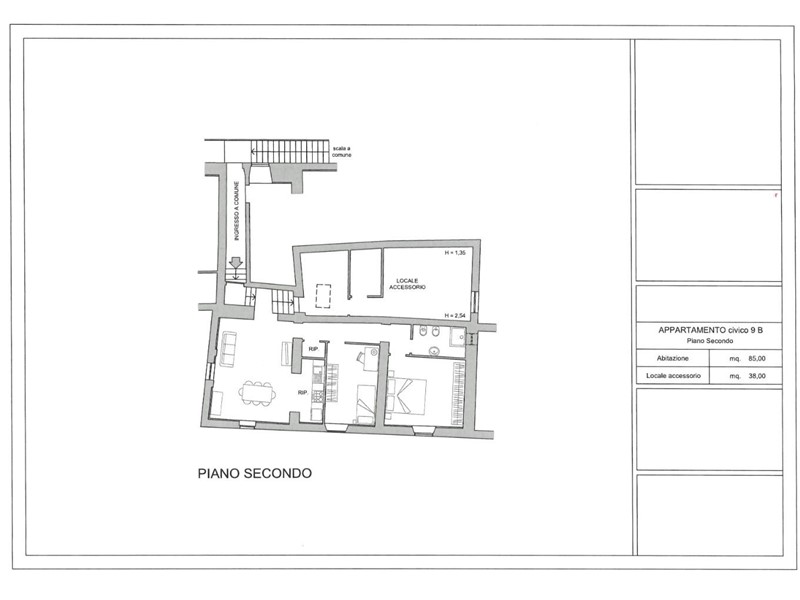 Quadrilocale in Vendita a Siena, 270'000&euro;, 85 m²