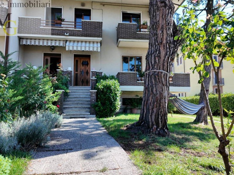 Appartamento in Vendita a Monteforte d'Alpone, 230'000&euro;, 270 m²