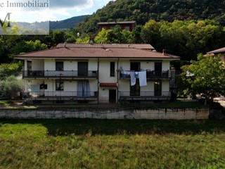 Appartamento in Vendita a Badia Calavena, 175'000&euro;, 100 m²