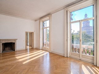Appartamento in Vendita a Milano, 305 m²
