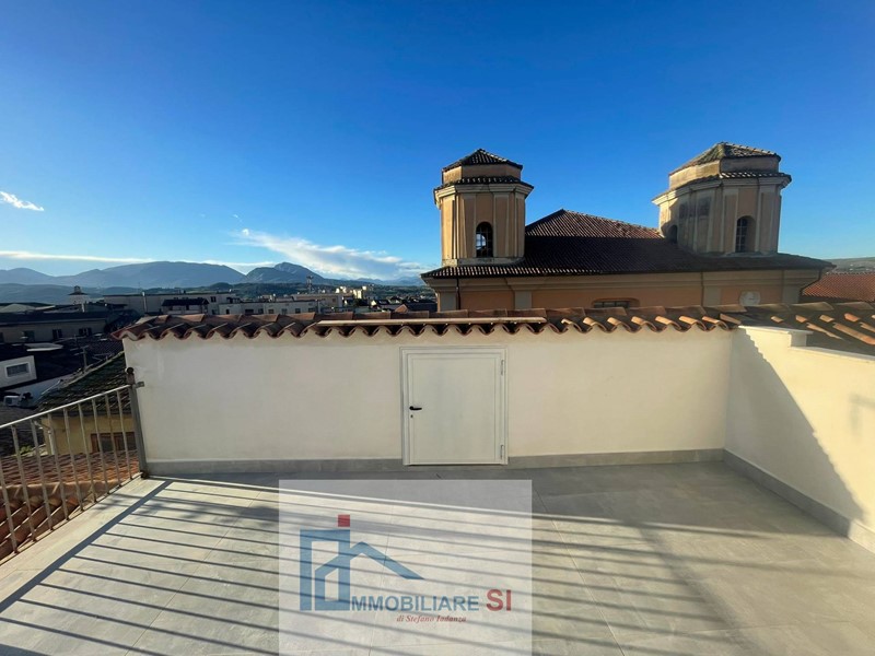 Quadrilocale in Affitto a Benevento, 870&euro;, 100 m²