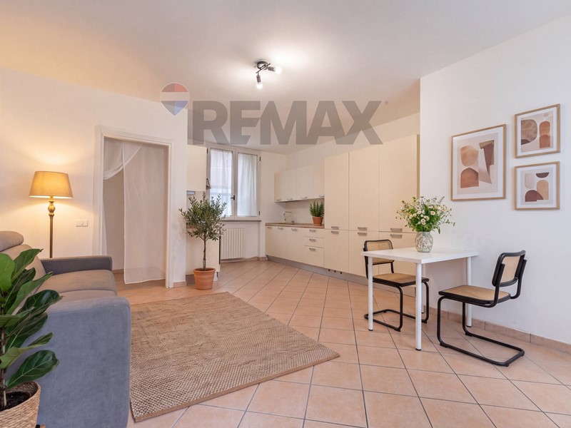 Monolocale in Affitto a Cologno Monzese, 700&euro;, 37 m²