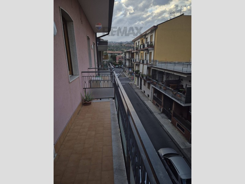 Trilocale in Affitto a Aci Castello, 650&euro;, 120 m²