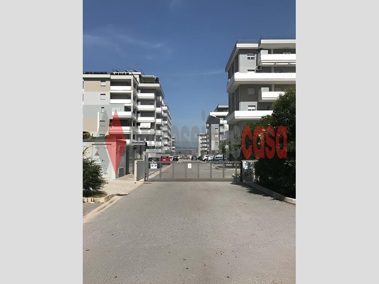 Trilocale in Vendita a Salerno, 287'000&euro;, 71 m²