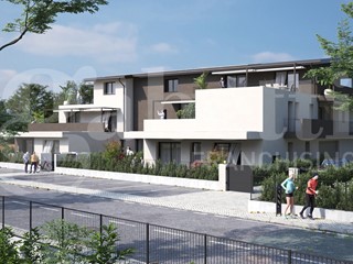 Trilocale in Vendita a Carmignano di Brenta, 300'000&euro;, 146 m², con Box