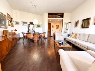 Quadrilocale in Vendita a Milano, 540'000&euro;, 125 m², con Box