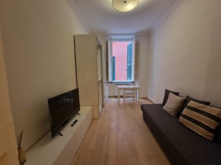 Quadrilocale in Affitto a Genova, zona Centro Storico, 477&euro;, 49 m², arredato