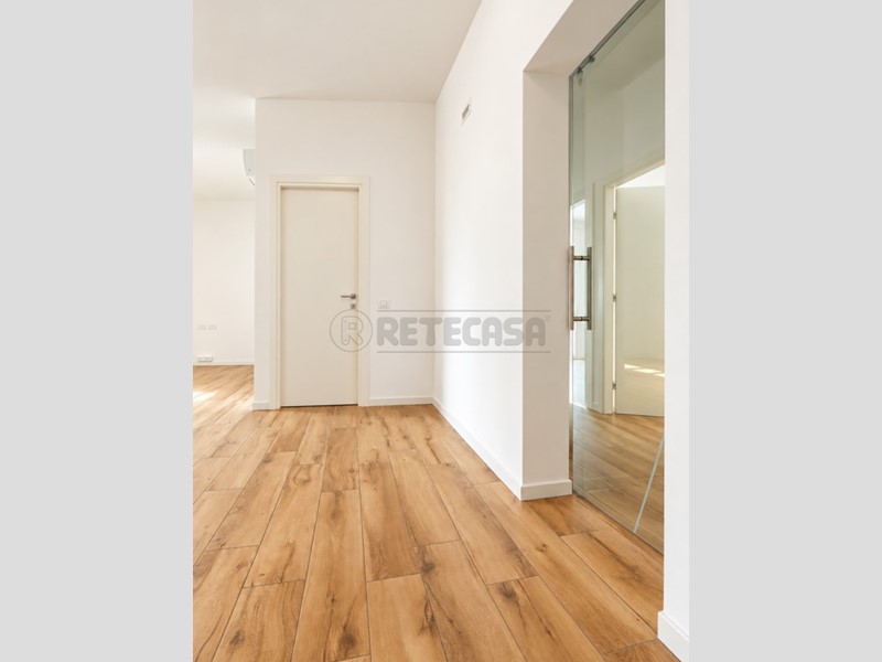 Appartamento in Vendita a Vicenza, 248'000&euro;, 133 m², con Box