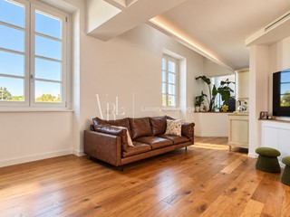 Appartamento in Vendita a Roma, 2'300'000&euro;, 230 m², con Box