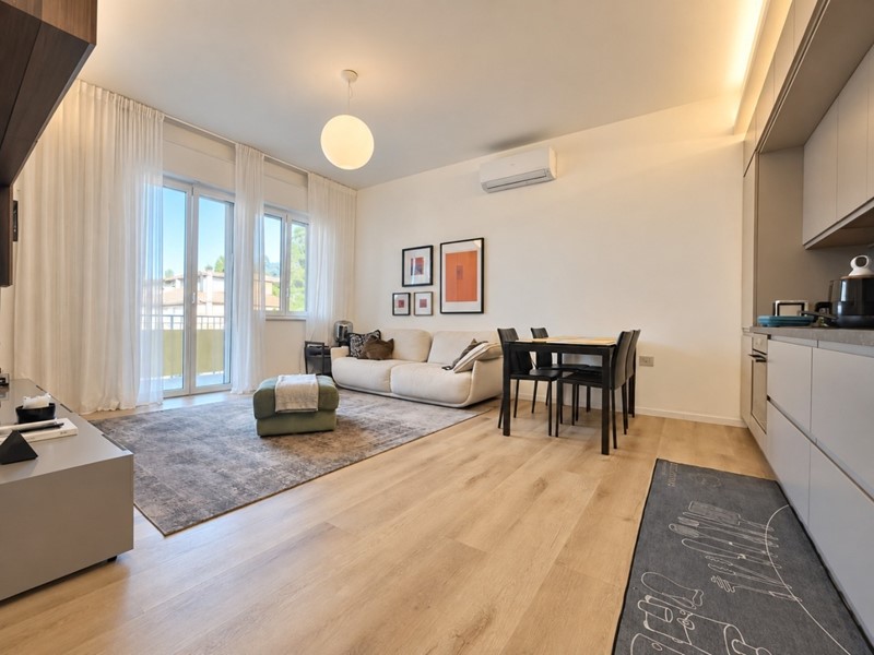 Appartamento in Vendita a Rimini, zona Tripoli, 387'000&euro;, 117 m², con Box