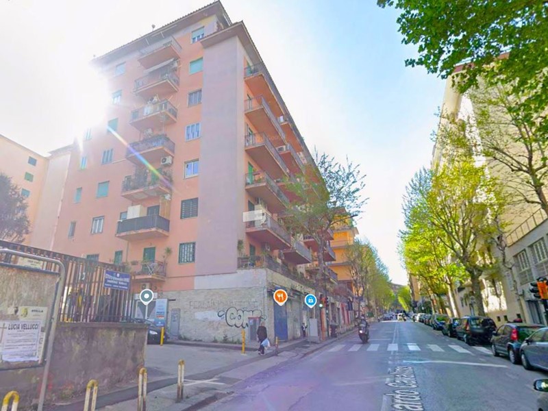 Trilocale in Vendita a Napoli, 360'000&euro;, 109 m²