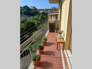 Appartamento in Vendita a Siena, 280'000&euro;, 100 m²