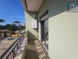 Monolocale in Vendita a Pomezia, 65'000&euro;, 45 m²
