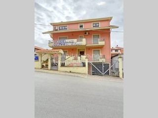 Appartamento in Vendita a Penne, 330'000&euro;, 500 m²