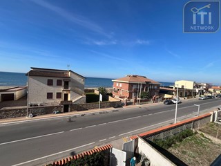 Bilocale in Vendita a Pomezia, 79'000&euro;, 50 m²