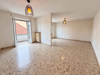 Appartamento in Vendita a Alessandria, 125'000&euro;, 121 m²