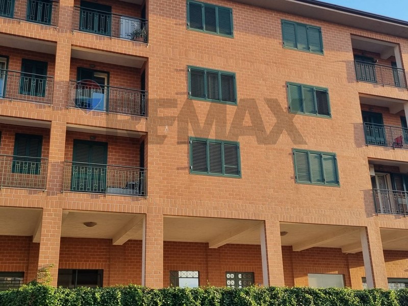 Appartamento in Vendita a Paternò, 150'000&euro;, 138 m²