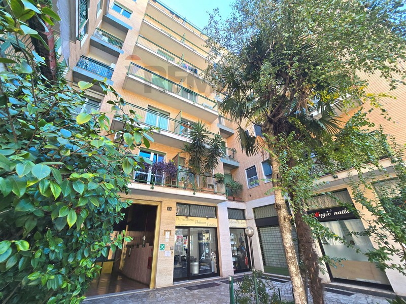 Monolocale in Affitto a Milano, 900&euro;, 47 m²