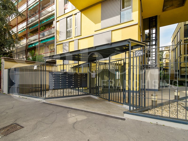 Appartamento in Vendita a Milano, 720'000&euro;, 180 m², arredato