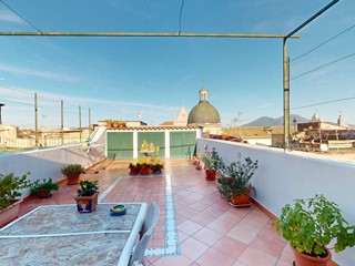 Bilocale in Vendita a Napoli, 190'000&euro;, 60 m²