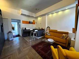 Bilocale in Vendita a Milano, 329'000&euro;, 56 m², arredato