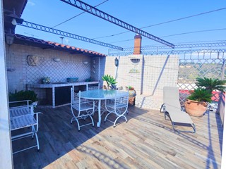 Appartamento in Vendita a Napoli, 1'390'000&euro;, 220 m²