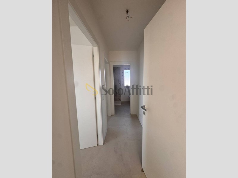 Trilocale in Affitto a Pescara, zona Ospedale, 900&euro;, 85 m², arredato, con Box