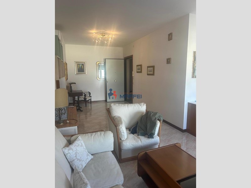 Quadrilocale in Vendita a Viareggio, 195'000&euro;, 70 m², arredato