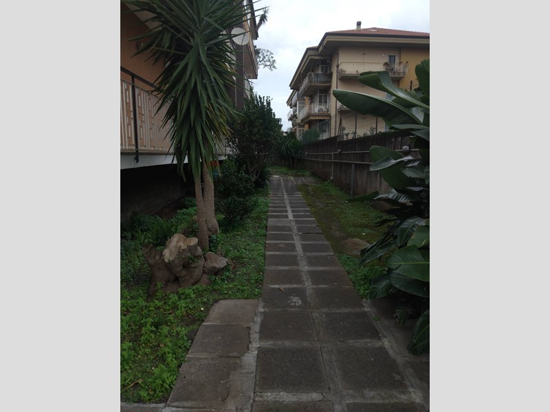 Appartamento in Vendita a Fiumefreddo di Sicilia, 79'000&euro;, 130 m²