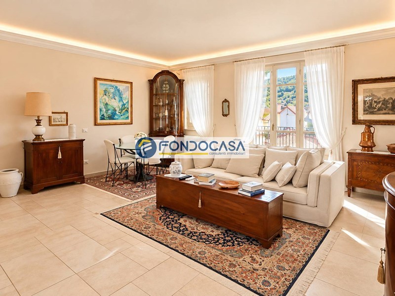Appartamento in Vendita a Seravezza, 590'000&euro;, 122 m²
