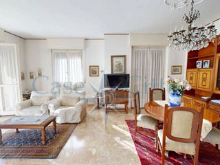Trilocale in Vendita a Milano, 450'000&euro;, 100 m²