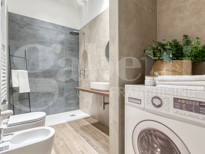 Bilocale in Vendita a Bologna, 239'000&euro;, 50 m²