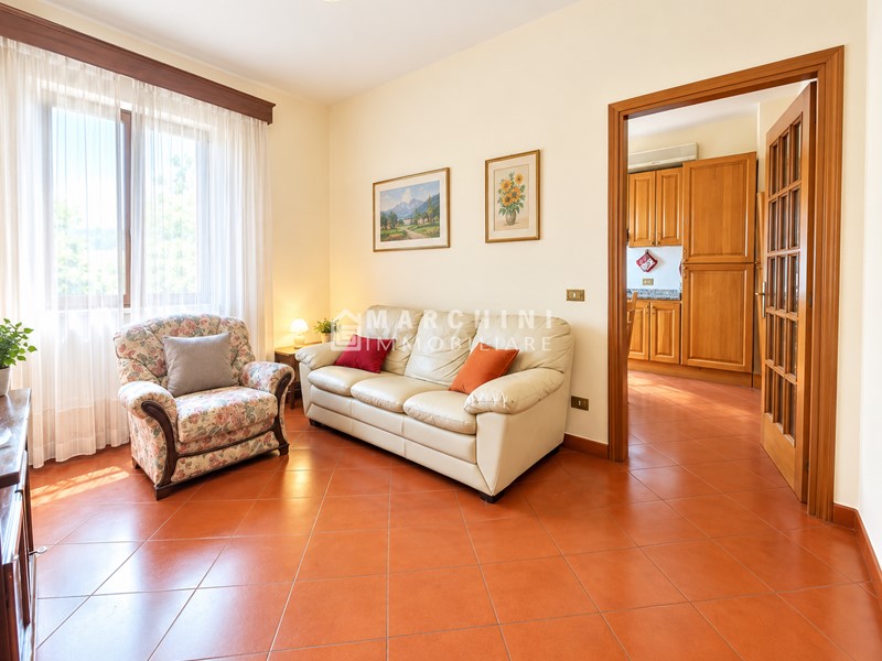 Appartamento in Vendita a Lucca, zona Monte San Quirico, 260'000&euro;, 97 m², arredato