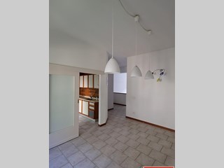 Appartamento in Vendita a Poggibonsi, 275'000&euro;, 136 m², con Box