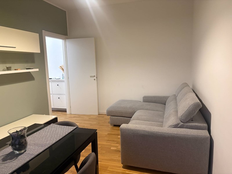 Bilocale in Vendita a Milano, 270'000&euro;, 62 m²