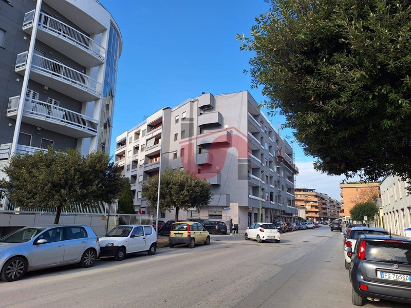 Appartamento in Vendita a Benevento, 150'000&euro;, 130 m²