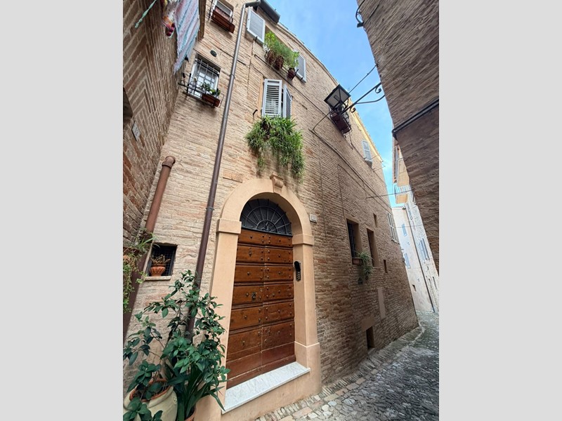 Appartamento in Vendita a Fermo, 168'000&euro;, 158 m²
