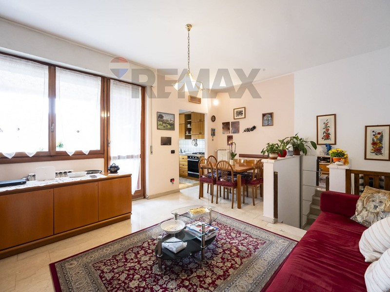 Quadrilocale in Vendita a Varese, 149'000&euro;, 103 m²