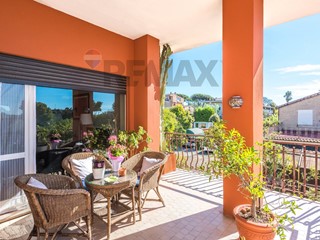 Appartamento in Vendita a Roma, 489'000&euro;, 229 m²